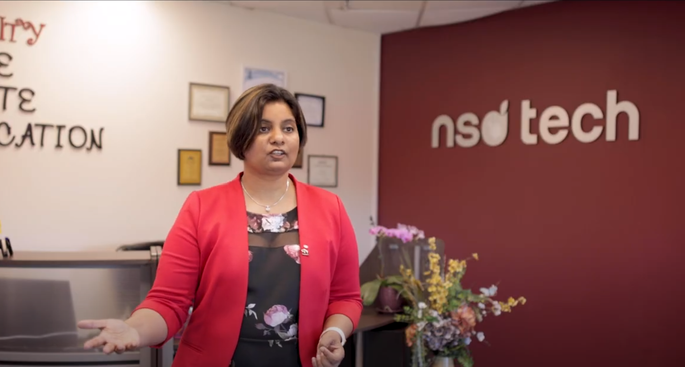 Sumegha Gupta, présidente-directrice générale de NSD Tech Inc., souligne le rôle essentiel des femmes, qui maîtrisent naturellement le mode multitâche.